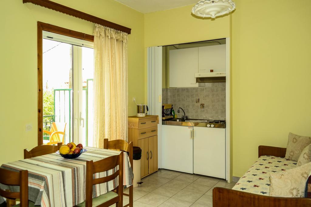 Maistreli Hotel Apartments Stoúpa Cameră foto