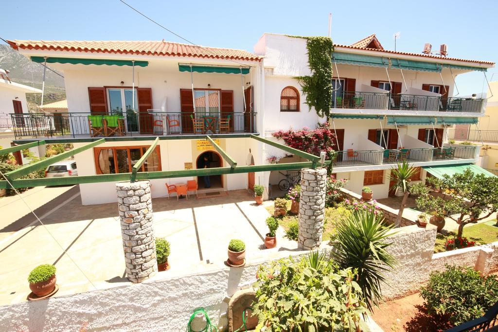 Maistreli Hotel Apartments Stoúpa Exterior foto